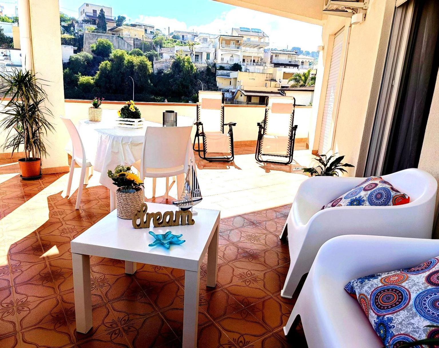 " Limoncello" Appartamento A 150 M Dal Mare ! Perfetto Per Famiglie E Coppie Алкамо Экстерьер фото